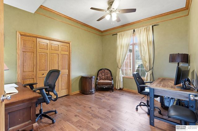 10030 S 162nd Street, Omaha, NE 68136