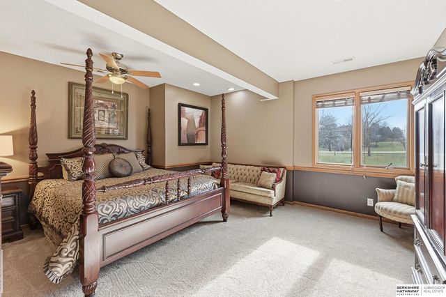 10030 S 162nd Street, Omaha, NE 68136