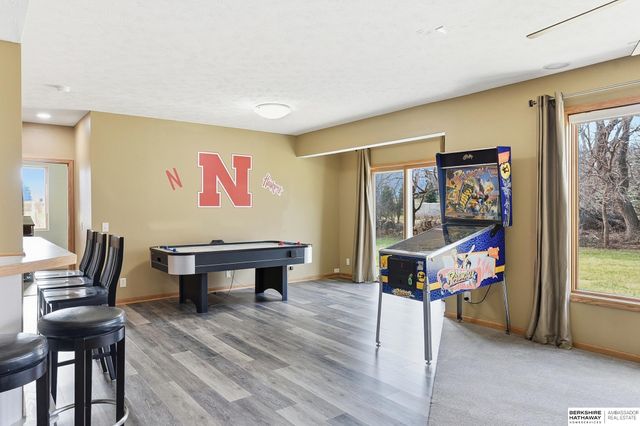 10030 S 162nd Street, Omaha, NE 68136