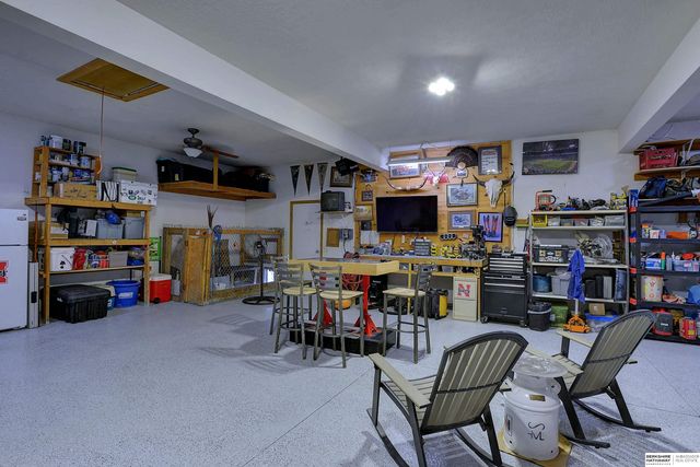 10030 S 162nd Street, Omaha, NE 68136