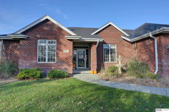 10030 S 162nd Street, Omaha, NE 68136