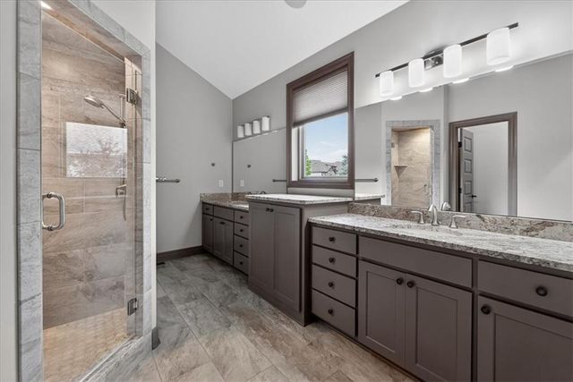 1928 NE Parks Summit Boulevard, Lee's Summit, MO 64064