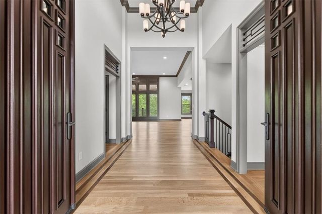 1928 NE Parks Summit Boulevard, Lee's Summit, MO 64064