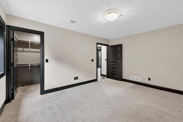 1928 NE Parks Summit Boulevard, Lee's Summit, MO 64064
