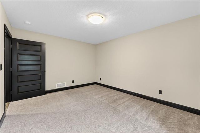 1928 NE Parks Summit Boulevard, Lee's Summit, MO 64064