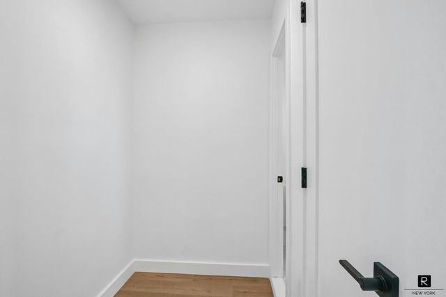 2575 Palisade Ave Apt 10E, New York City, NY 10463