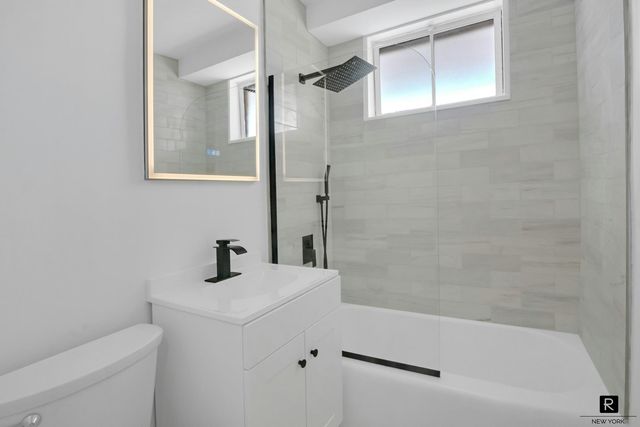 2575 Palisade Ave Apt 10E, New York City, NY 10463