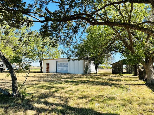4983 Fm 619, Taylor, TX 76574