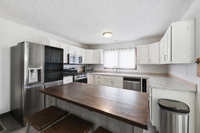 918 N 24TH Street, Council Bluffs, IA 51501