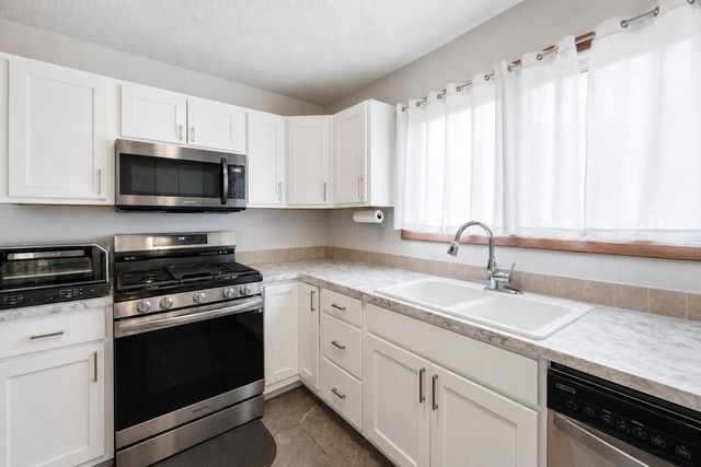 918 N 24TH Street, Council Bluffs, IA 51501