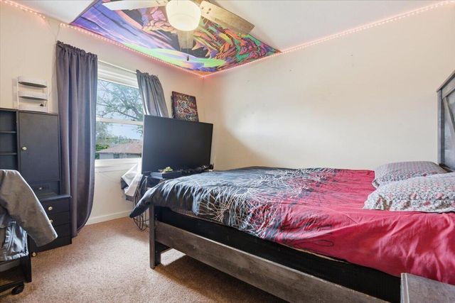 918 N 24TH Street, Council Bluffs, IA 51501