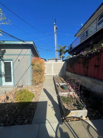 1078-82 Hayes Ave, San Diego, CA 92103