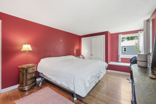 13 Stagg Dr, Natick, MA 01760