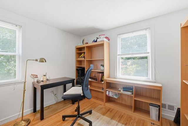 13 Stagg Dr, Natick, MA 01760