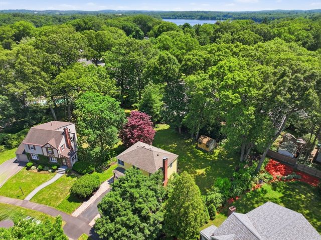 13 Stagg Dr, Natick, MA 01760