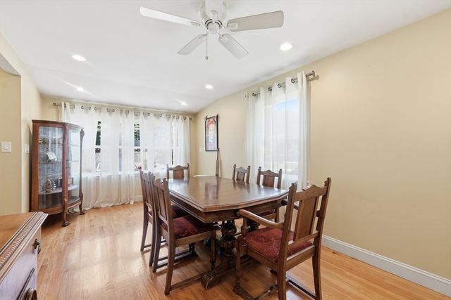 13 Stagg Dr, Natick, MA 01760