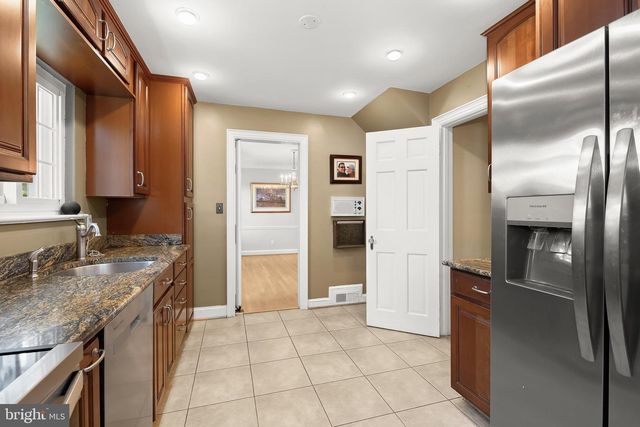 16510 BATCHELLORS FOREST RD, Olney, MD 20832