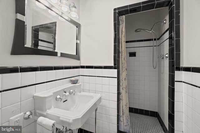 16510 BATCHELLORS FOREST RD, Olney, MD 20832