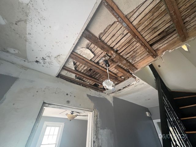 59 Business St, Boston, MA 02136