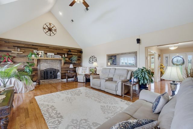 1400 County Road 818, Bryant, AL 35958