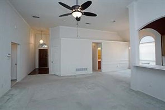 306 Sparrow Hawk, Mckinney, TX 75072