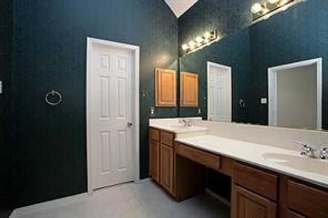 306 Sparrow Hawk, Mckinney, TX 75072