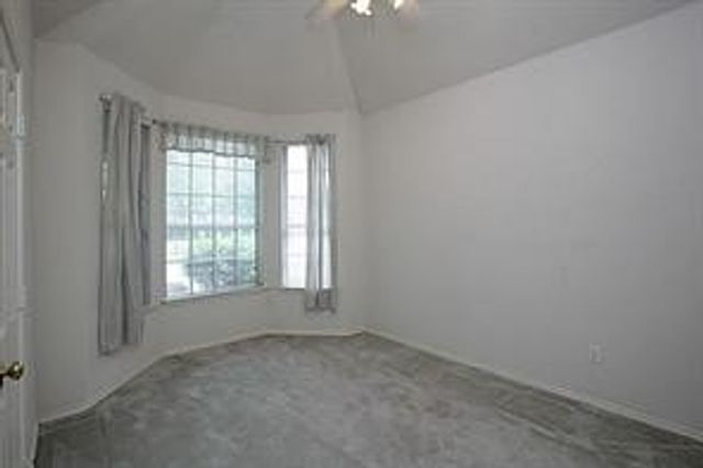 306 Sparrow Hawk, Mckinney, TX 75072