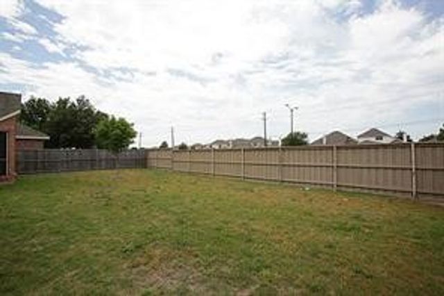 306 Sparrow Hawk, Mckinney, TX 75072