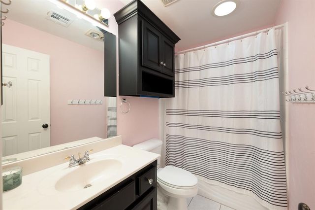 8301 NW 64th Terrace, Oklahoma City, OK 73132