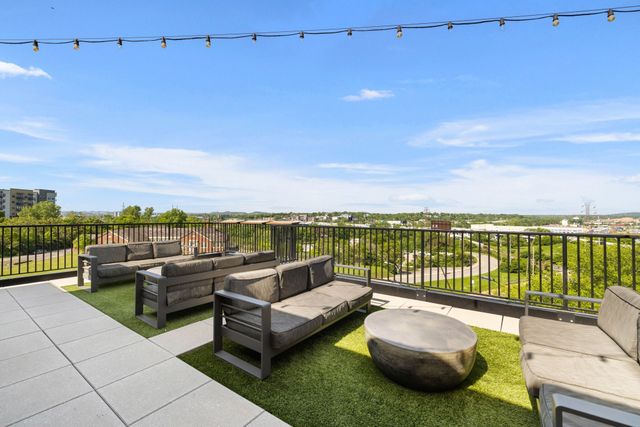 65 Lindsley Ave Apt 412, Nashville, TN 37210