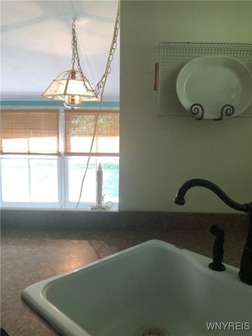 1552 Cox Road, Grand Island, NY 14072