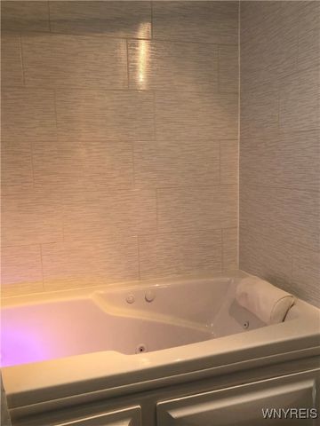 1552 Cox Road, Grand Island, NY 14072