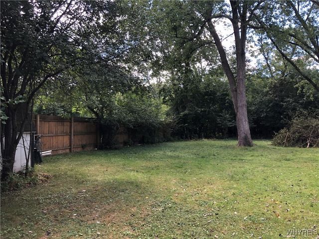 1552 Cox Road, Grand Island, NY 14072