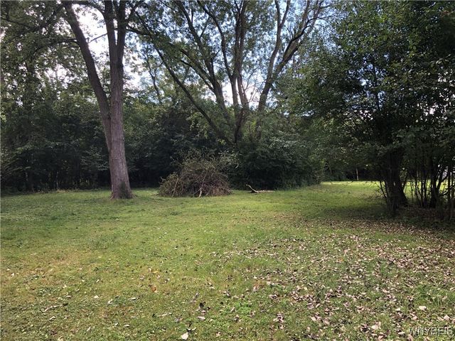 1552 Cox Road, Grand Island, NY 14072