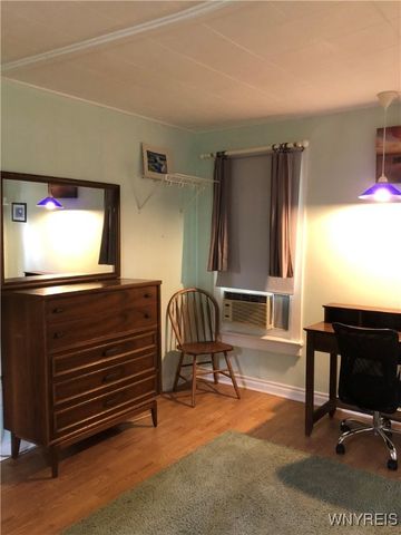 1552 Cox Road, Grand Island, NY 14072