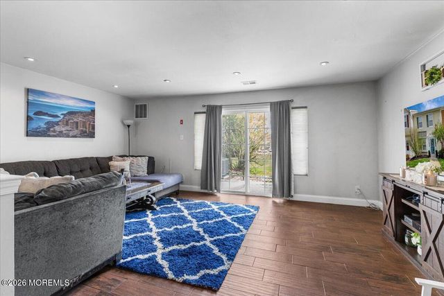 19 Haverford Court 5, Freehold, NJ 07728