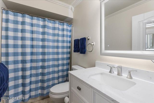 19 Haverford Court 5, Freehold, NJ 07728