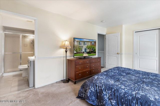 19 Haverford Court 5, Freehold, NJ 07728