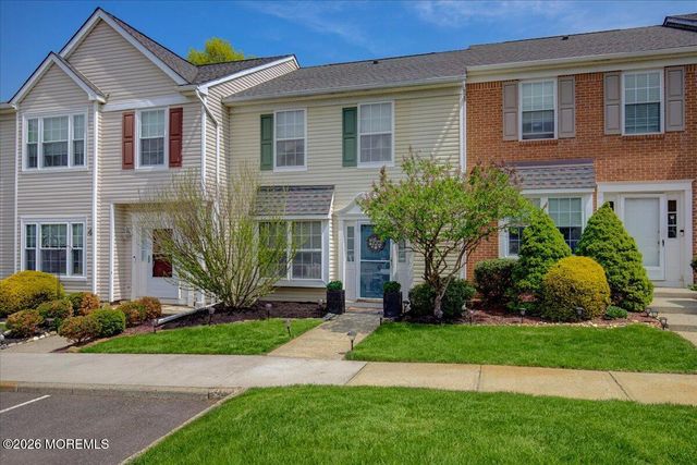 19 Haverford Court 5, Freehold, NJ 07728