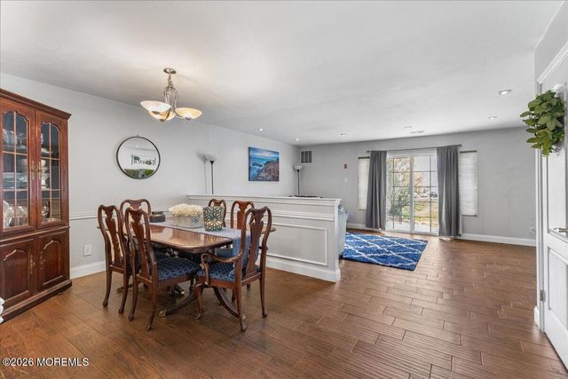 19 Haverford Court 5, Freehold, NJ 07728