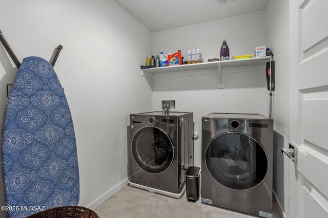 11192 S Weismann Drive, Vail, AZ 85641