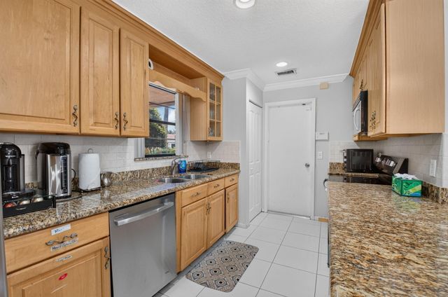 7523 Silver Woods Court, Boca Raton, FL 33433