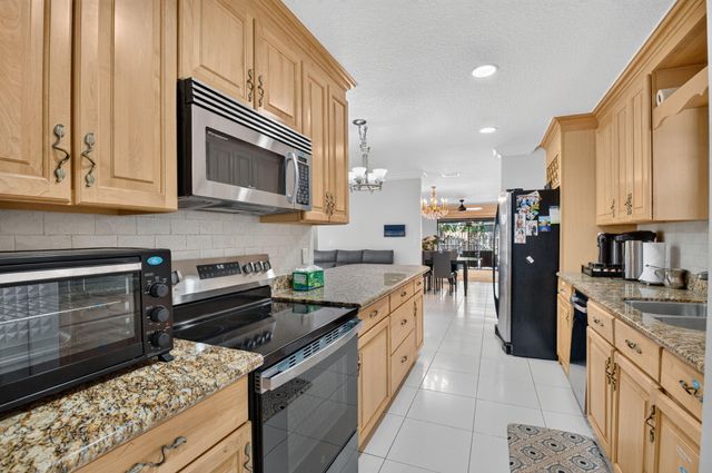 7523 Silver Woods Court, Boca Raton, FL 33433