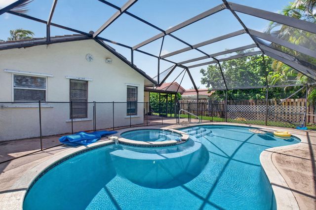 7523 Silver Woods Court, Boca Raton, FL 33433