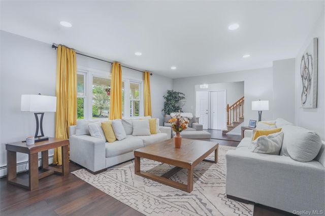 37 Guernsey Drive, New Windsor, NY 12553