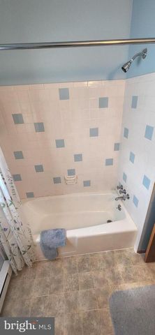 116 E BONNIE AVE, Elizabethville, PA 17023