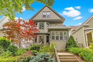 713 E Russell AVENUE #715, Milwaukee, WI 53207