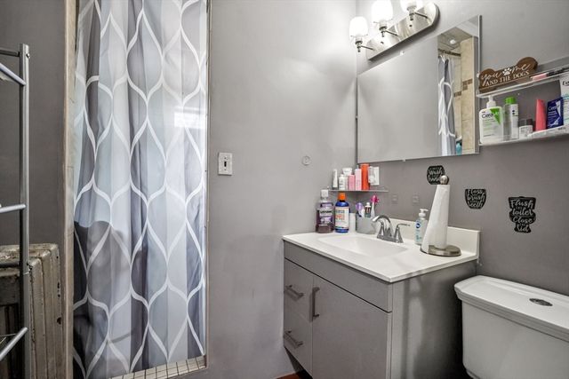 230 Chestnut St, Chelsea, MA 02150