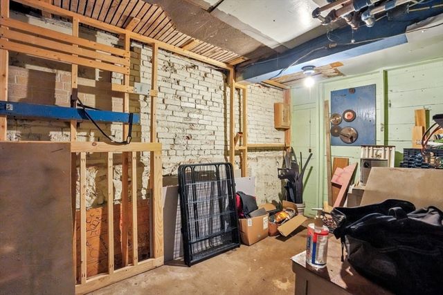 230 Chestnut St, Chelsea, MA 02150