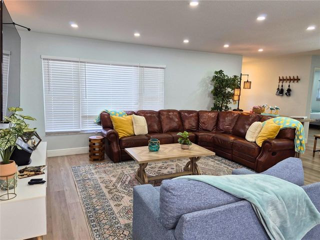 5314 36TH AVENUE DRIVE W, Bradenton, FL 34209